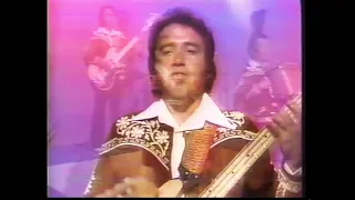 Los Alegres de Teran - Moneda Sin Valor (En Vivo)