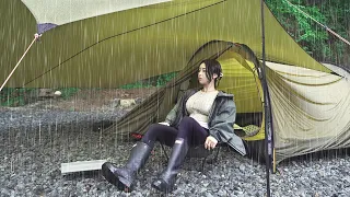 [SUB] A girl camping alone in heavy rain under a small tarp. ASMR.