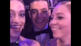 Rami Malek kiss fans at Golden Globes