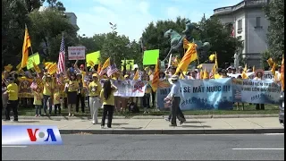 Biểu tình trước tòa đại sứ Việt Nam tại Mỹ (VOA)