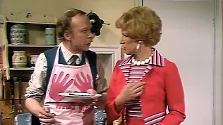 George & Mildred - S01E03: And Women Must Weep (1976)