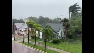 Strong winds from Hurricane Ian hit Punta Gorda, Florida