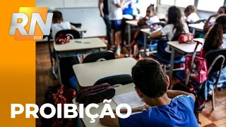 Projeto de lei quer proibir o uso da linguagem neutra nas escolas de Curitiba.