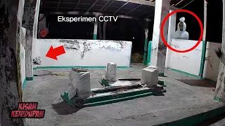 Mengejutkan!! Eksperimen Pasang CCTV di Makam Keramat Jelas Merekam Pocong yang Mengintip