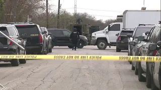 Man in custody after hours-long standoff on East Side, San Antonio police say