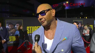 Stuber Los Angeles Premiere - Itw Dave Bautista (official video)