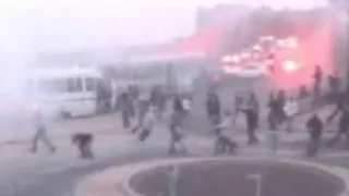 03/04 SC Bastia - OGC Nice Testa Mora attack bus of Nice fans and trouble with riot police