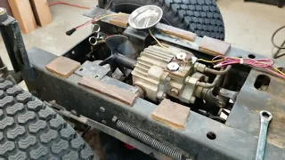 JD 317 day 1 Transmission teardown