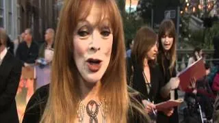 Frances Fisher's Quick Minute at London's Titanic 3D Premiere - Celebs.com