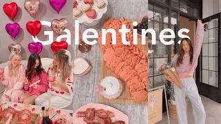 galentines day vlog: first time hosting, brunch, candle painting, homemade pizzas, v-day photoshoots