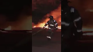 Barn destroyed after fire breaks out in Kingsburg, CA