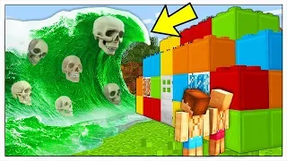 ONDA GIGANTE DI ACIDO CONTRO BASE DI LEGO! - Minecraft ITA