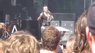 Adam Gontier Roasts Three Days Grace