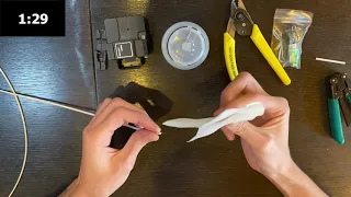 Cum se montează un conector de fibra optică de teren