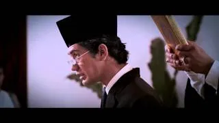 OFFICIAL MOVIE TRAILER - HABIBIE & AINUN (2012)