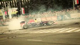 Red Bull F1 Show Run Kazakhstan, Almaty 2014 David Coulthard  Story clip