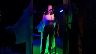 Funny Business - Alice Merton (live in Vancouver)