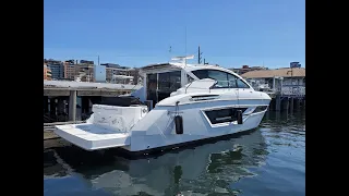 2020 Cruisers Yachts 46 Cantius