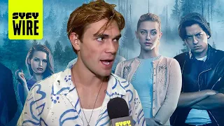 Riverdale Cast Preview Season 4 | SDCC 2019 | SYFY WIRE