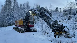 Köp Grävmaskin Åkerman H14B med ny tiltrotator på Klaravik