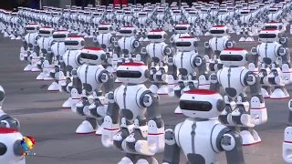 These 1,069 Dancing Robots Just Broke a Guinness World Record