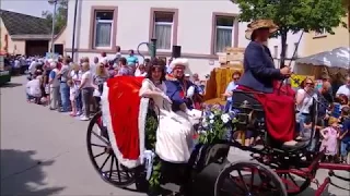 2/4 Großer historischer Festumzug 1250 Jahre Heuchelheim