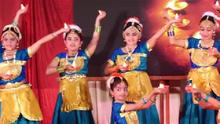 Hachevu Kannadada Deepa - Lamp Dance by students