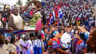 Massive Jubilation!!!  Look At How This Woman Welcomed NPP As Dr Bawumia Arrived In The Central Regi