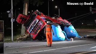 Twee gewonden na ongeluk met hoogwerker brandweer Capelle aan den IJssel