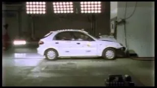 Crash test Daewoo Lanos 1998