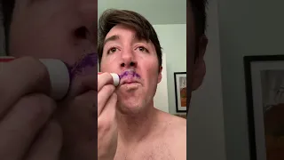 How to make a fake moustache