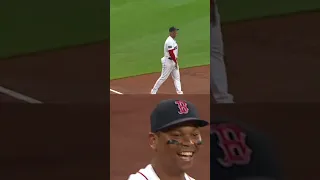 Rafael Devers Mic'd Up is Too Funny 🤣