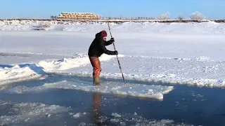 Preparing ice for drinking in the coldest inhabited place in the world - Yakutia