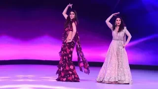 VIDEO : Kriti Sanon And Madhuri Dixit Amazing Dance On Dance Deewane 2 Set