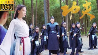 Kung Fu Movie: Fragile beauty reveals top martial arts skills,effortlessly dispatching 10 assassins.