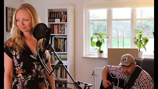 Wind beneath my wings - Bette Midler (You & Me acoustic cover)