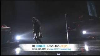 1of4 Kanye West performs LIVE at 121212concert Hurricane Sandy