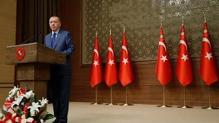 Эрдоган грозит курдам и Европе