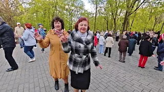 20.04.24г...Зажигаем под Весёлую, Задорную песню!!!... 💃🕺💃... в Гомельском парке Луначарского...