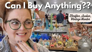 Swung Vase Estate Sale Auction! So Much Glass - High Stress, But ALWAYS Fun!