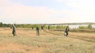 В Актюбинской области очищают от мусора берега рек и озер