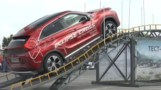 MITSUBISHI ECLIPSE Cross Light OFFROAD/artificial barriers/ moose test