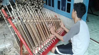 ANGKLUNG BARU JADI~PROSES PEMBUATAN