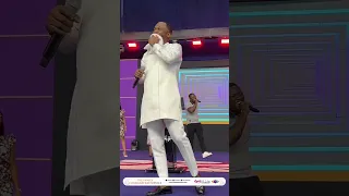 WALLS OF JERICHO FALL! Minister Siisi Baidoo Ignites Praise & Worship | #FamilyConsecration