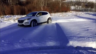 Hyundai Tucson 2017 AWD - off road in snow