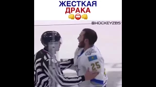 Артюхин vs Рыспаев!!! Жесткая драка хоккеистов!!! Устроили драку на матче!!!