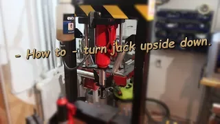 Easiest way to invert hydraulic jack upside down