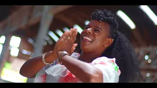 Ndingatyei by Dorcas Moyo ft Shugetta