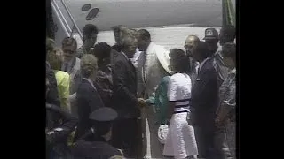 WXYZ-TV Archive: Nelson Mandela arrives in Detroit, June 1990