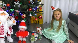 Готовимся к Новому Году! Ярослава как Мама нарядила елку и купила снегурочку
